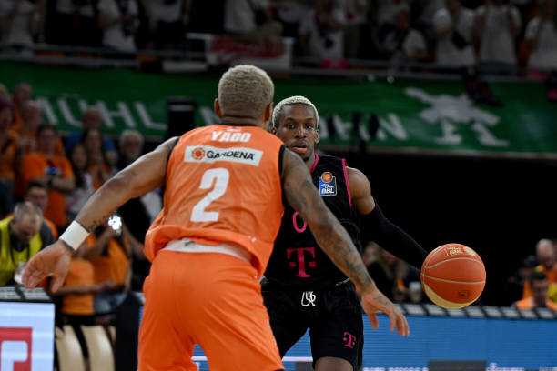 其场外言论 其场外言论