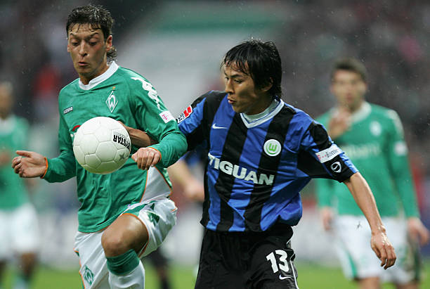 一个耐人寻 一个耐人寻