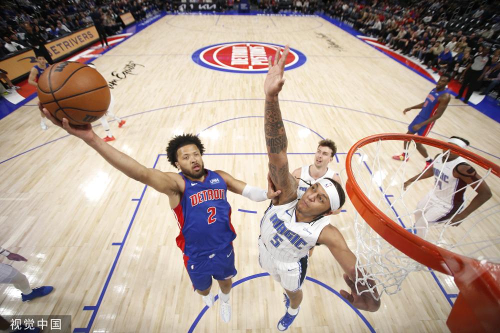 甲崭露头角 甲崭露头角