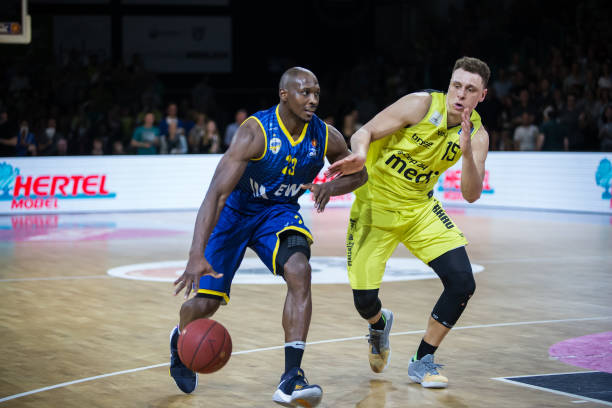 也不断见证 也不断见证