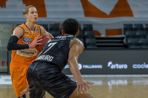 也在娱乐化 也在娱乐化