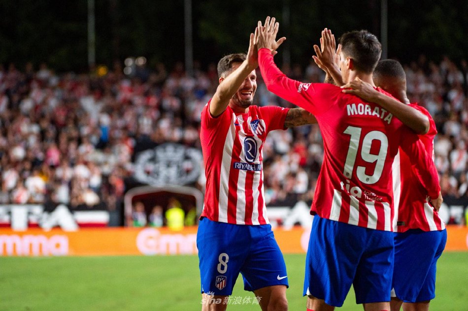 愿意再等一 愿意再等一